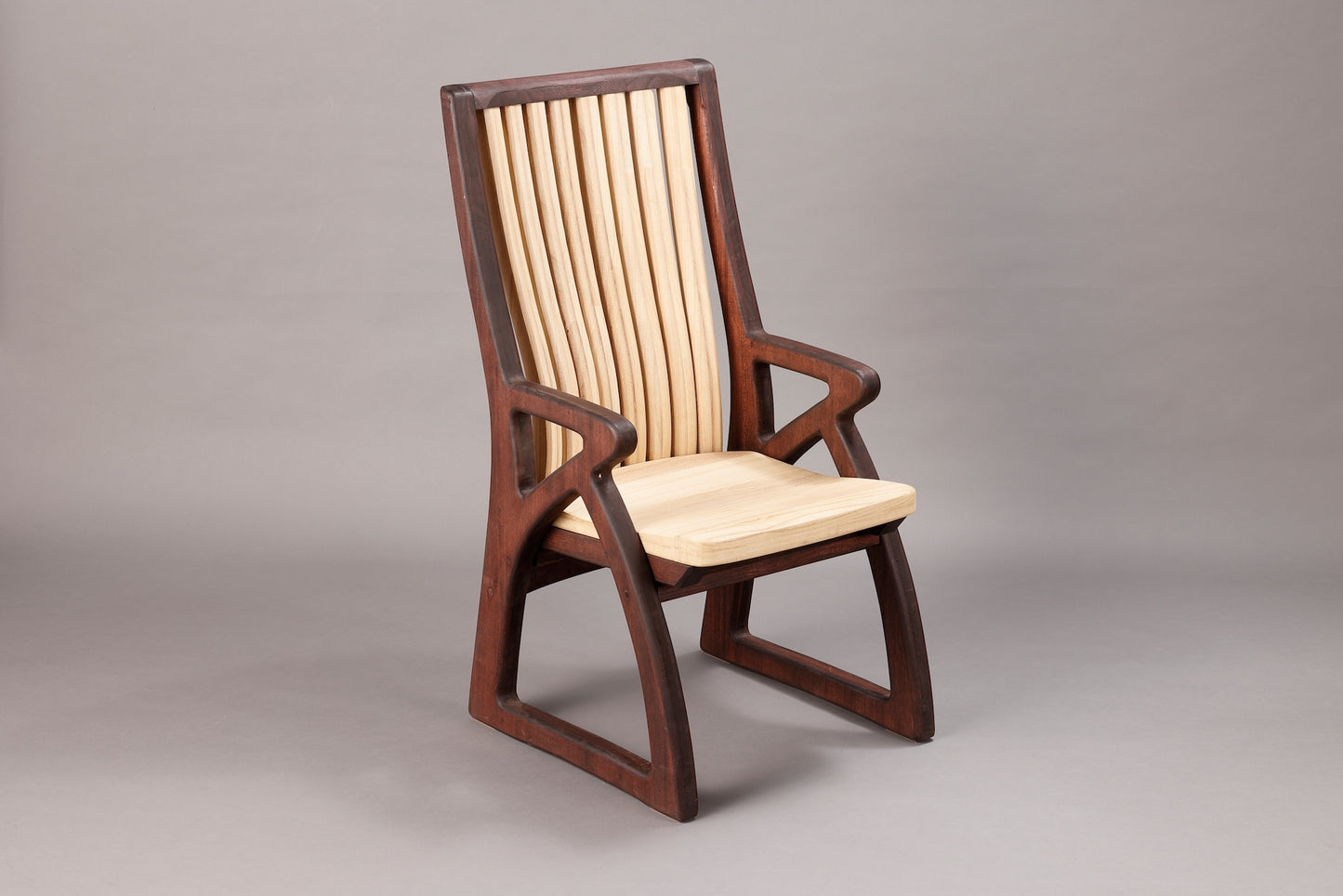 ハイバックチェア